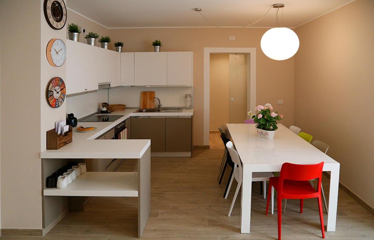 C.A.V. B&B Curiel20 San Donato Milanese Exterior foto