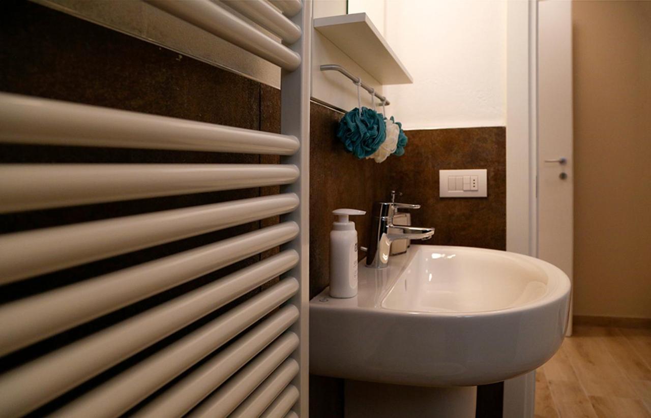 C.A.V. B&B Curiel20 San Donato Milanese Exterior foto